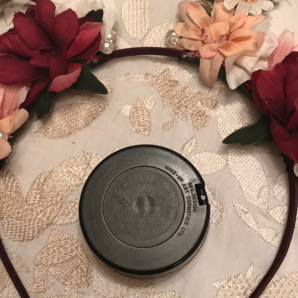MAC Shadow - Picture 2 of 4